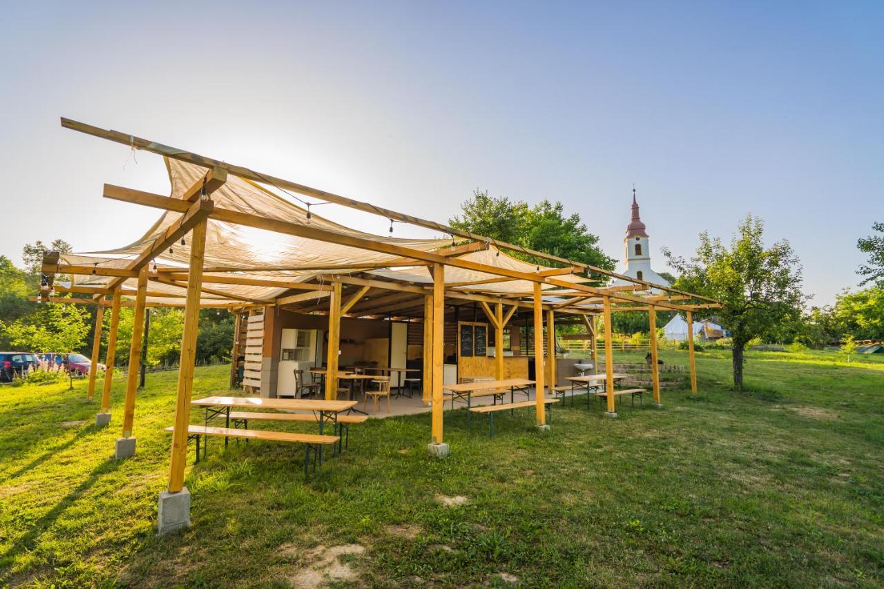 Szellos Ret Camping Balvanyos Экстерьер фото